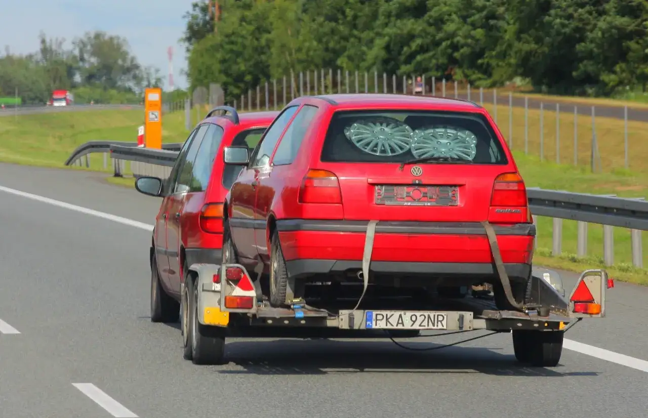 Zdjęcie Czy automatem można holować inne auto? Oto, co musisz wiedzieć